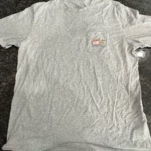 Vineyard Vines men's t shirt size XL. Only worn a few times. Excellent condition